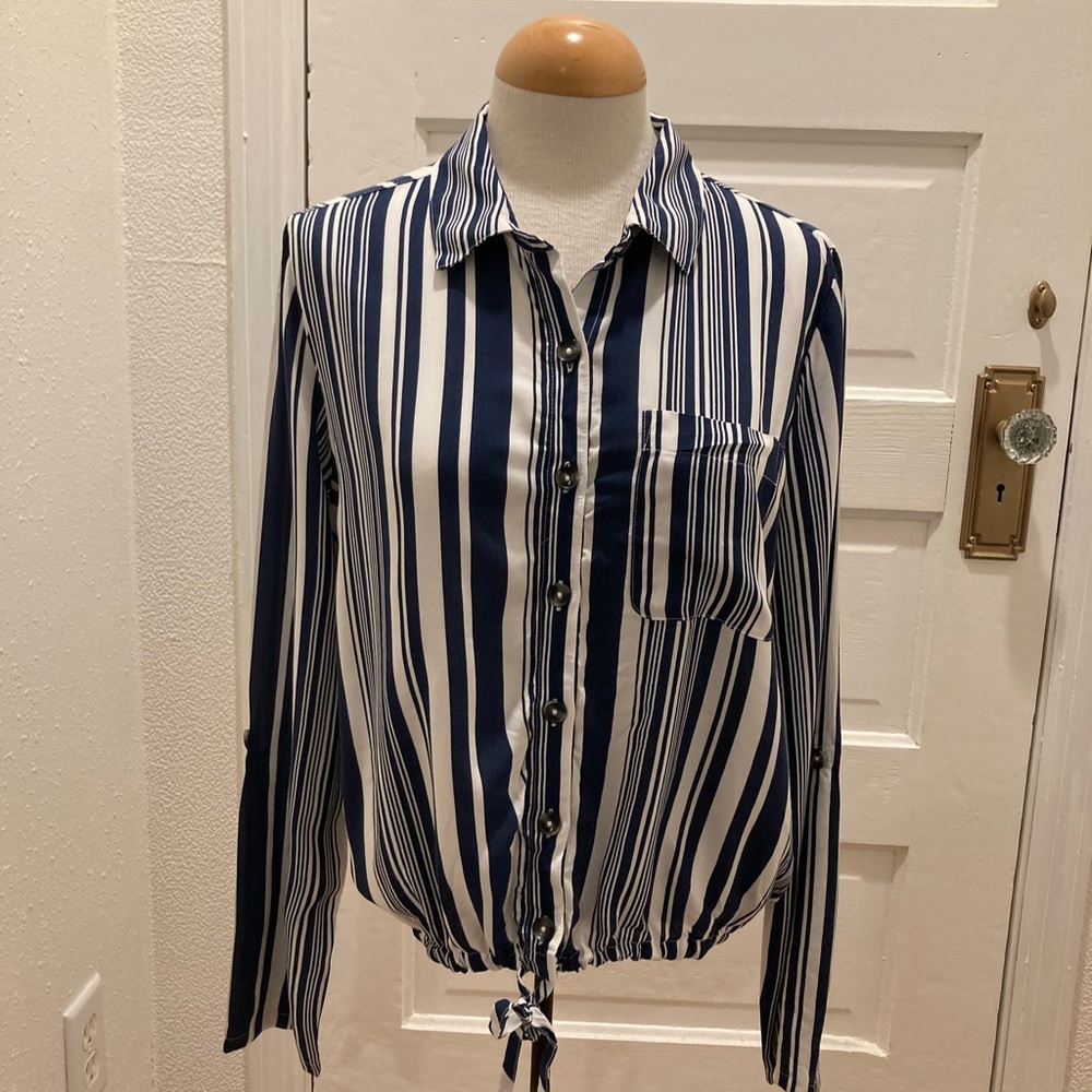 No boundaries junior large 11-13 blouse